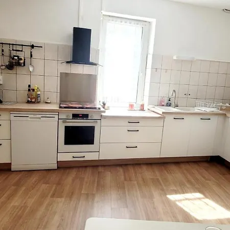 Apartamento T4 Rénové à 10 Min De La Cité *